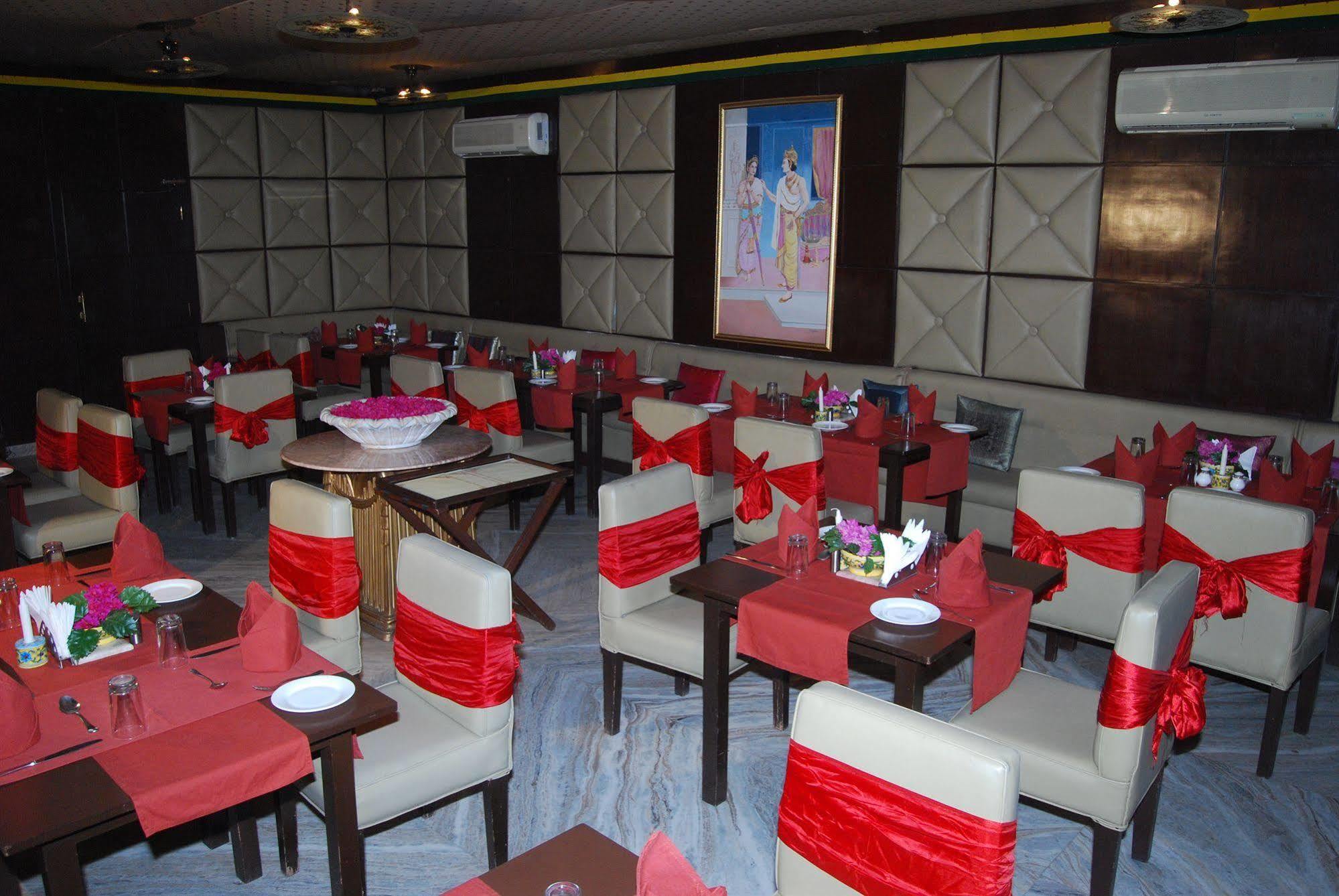Hotel Sugan Niwas Palace Jaipur Ngoại thất bức ảnh